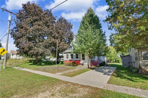 322 1st Avenue Oxford Junction IA 52323