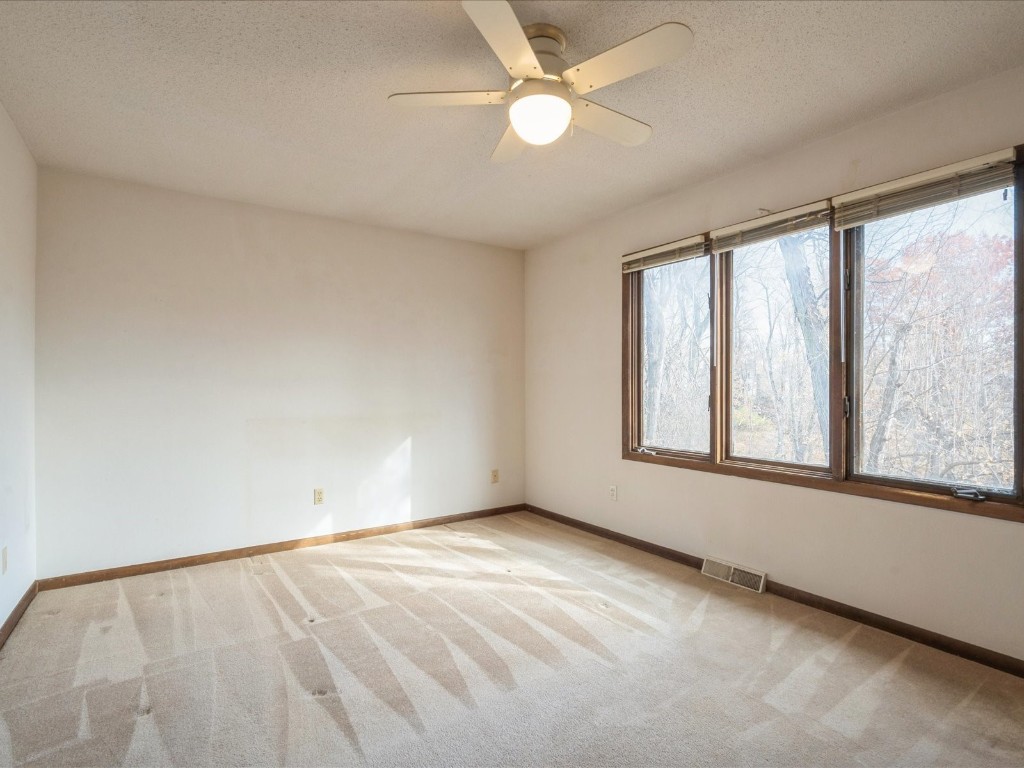 3130 Adirondack Drive NE Cedar Rapids IA 52402