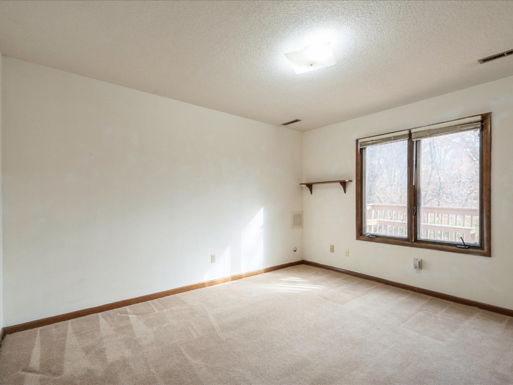 3130 Adirondack Drive NE Cedar Rapids IA 52402