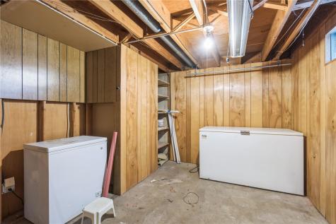 2430 O Avenue NW Cedar Rapids IA 52405