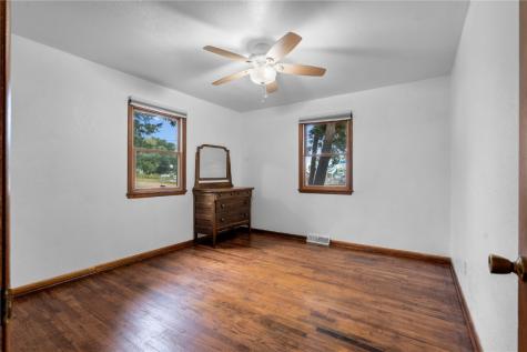 206 N 8th Avenue Vinton IA 52349