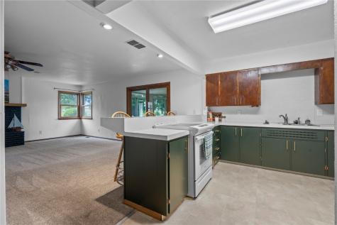 206 N 8th Avenue Vinton IA 52349
