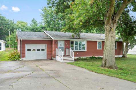 206 N 8th Avenue Vinton IA 52349