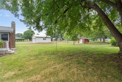 206 N 8th Avenue Vinton IA 52349