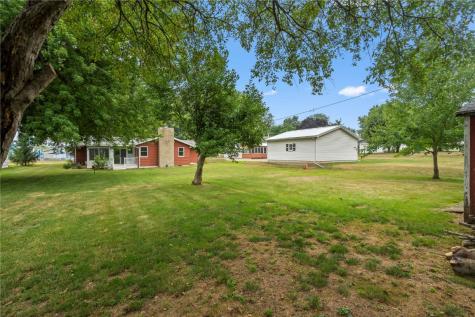 206 N 8th Avenue Vinton IA 52349