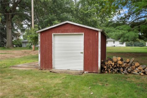 206 N 8th Avenue Vinton IA 52349