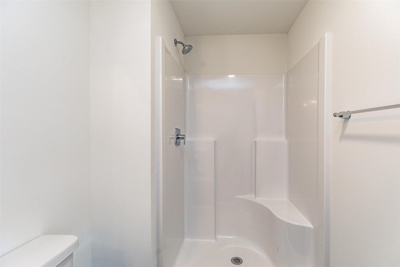 8815 Zeppelin Avenue NE Cedar Rapids IA 52402