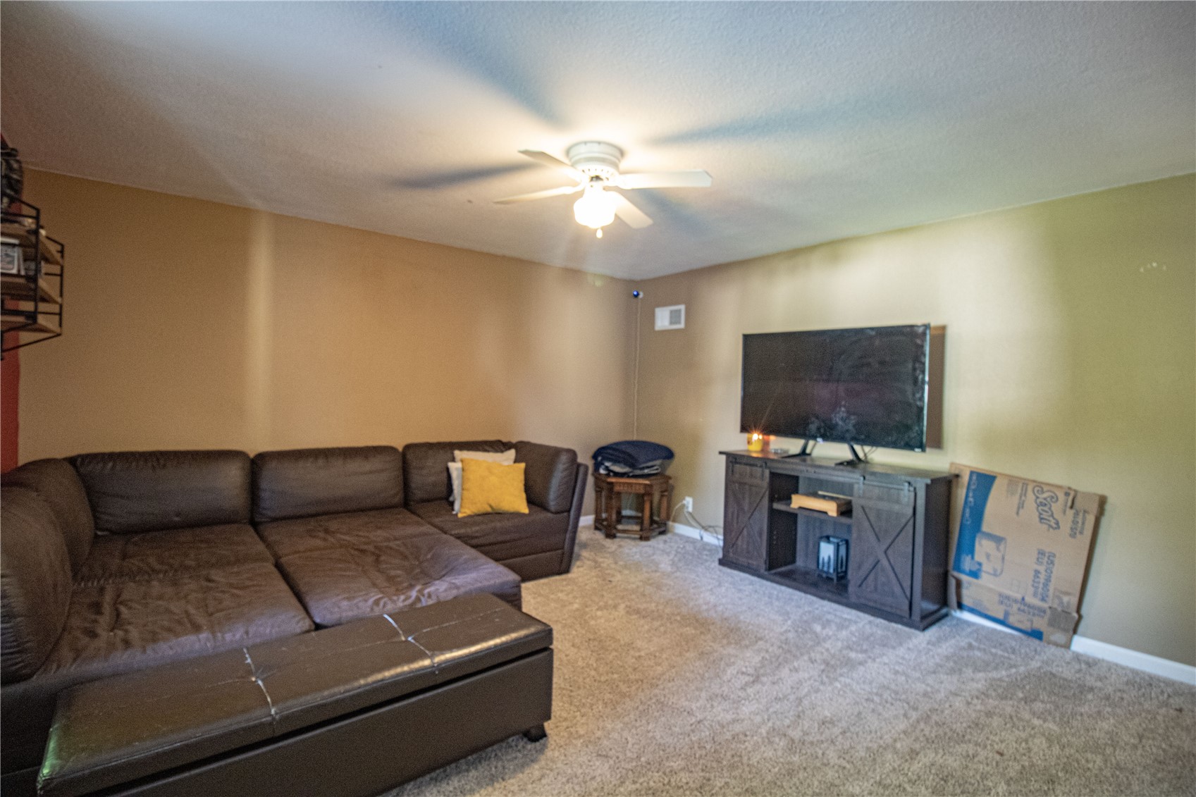 303 S Davis Street Anamosa IA 52205