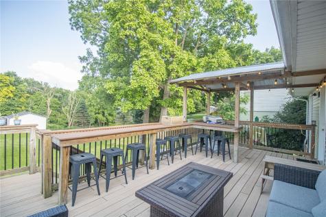 303 S Davis Street Anamosa IA 52205