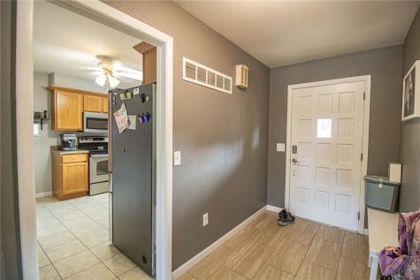 303 S Davis Street Anamosa IA 52205