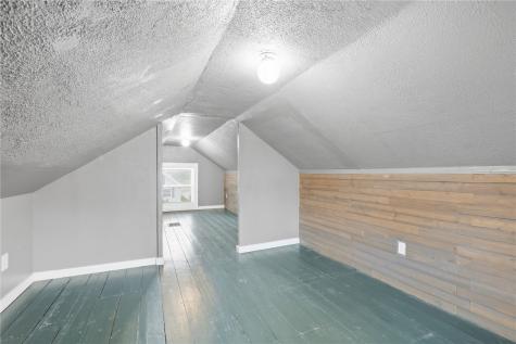 352 20th Street SE Cedar Rapids IA 52403