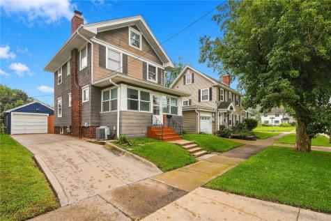 352 20th Street SE Cedar Rapids IA 52403