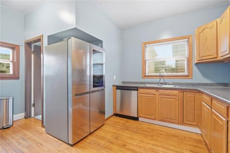 352 20th Street SE Cedar Rapids IA 52403