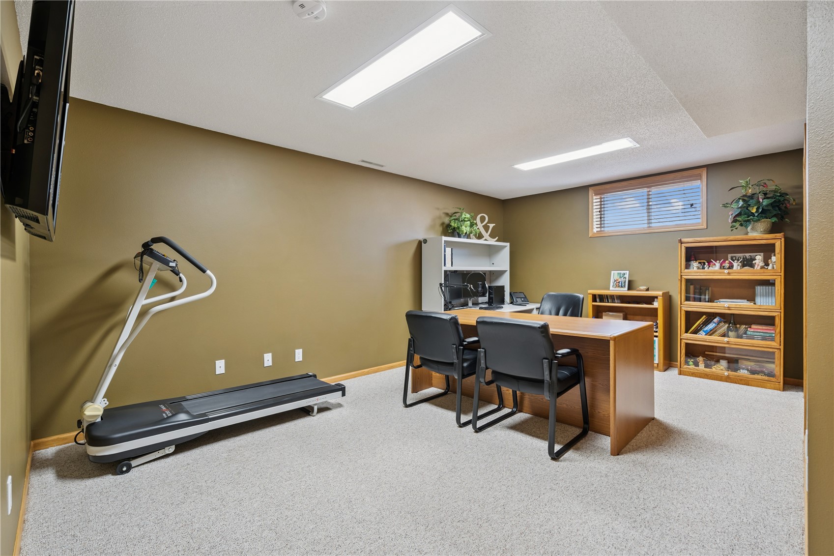 110 B Street NE Walford IA 52351