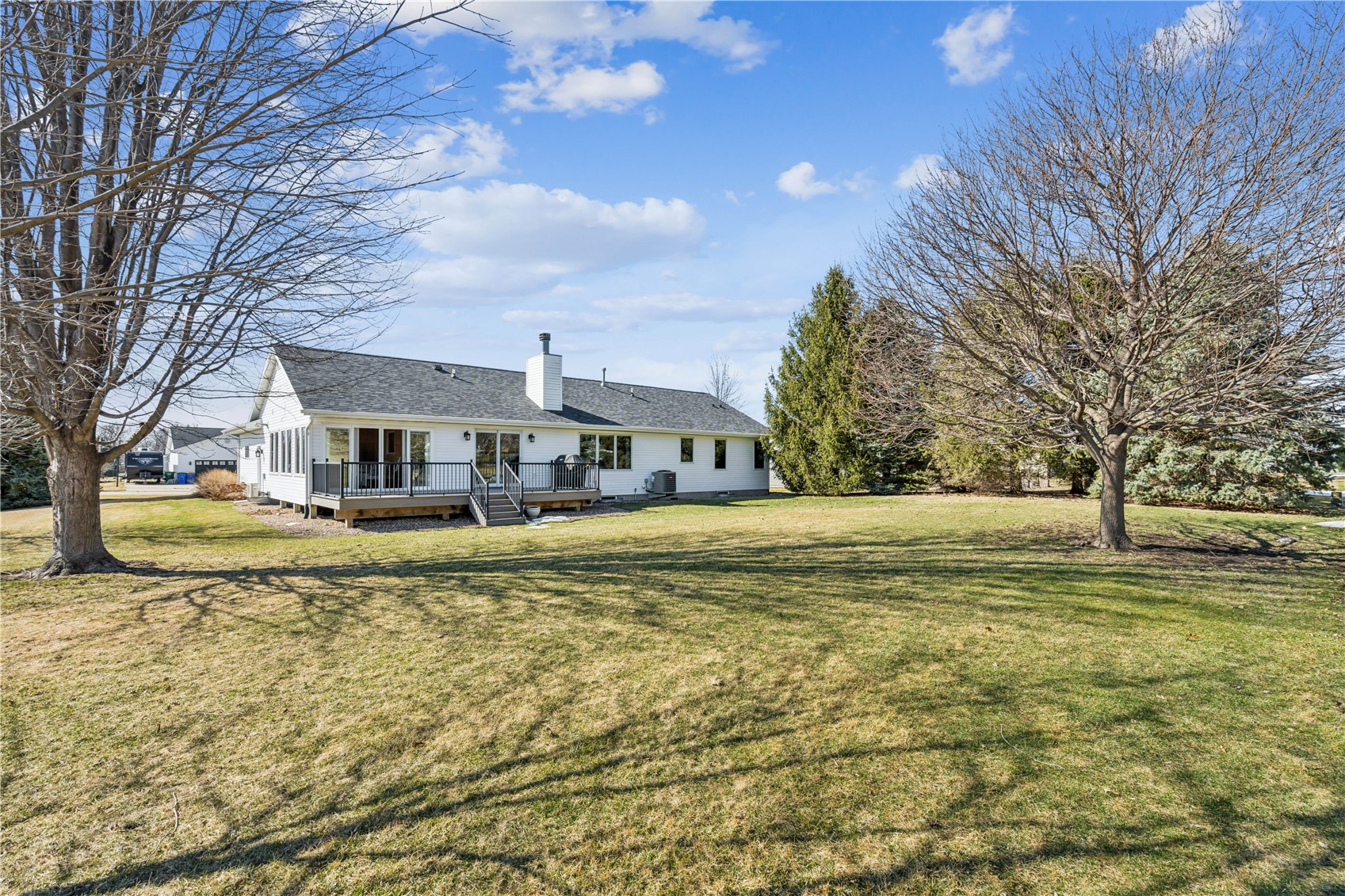 110 B Street NE Walford IA 52351