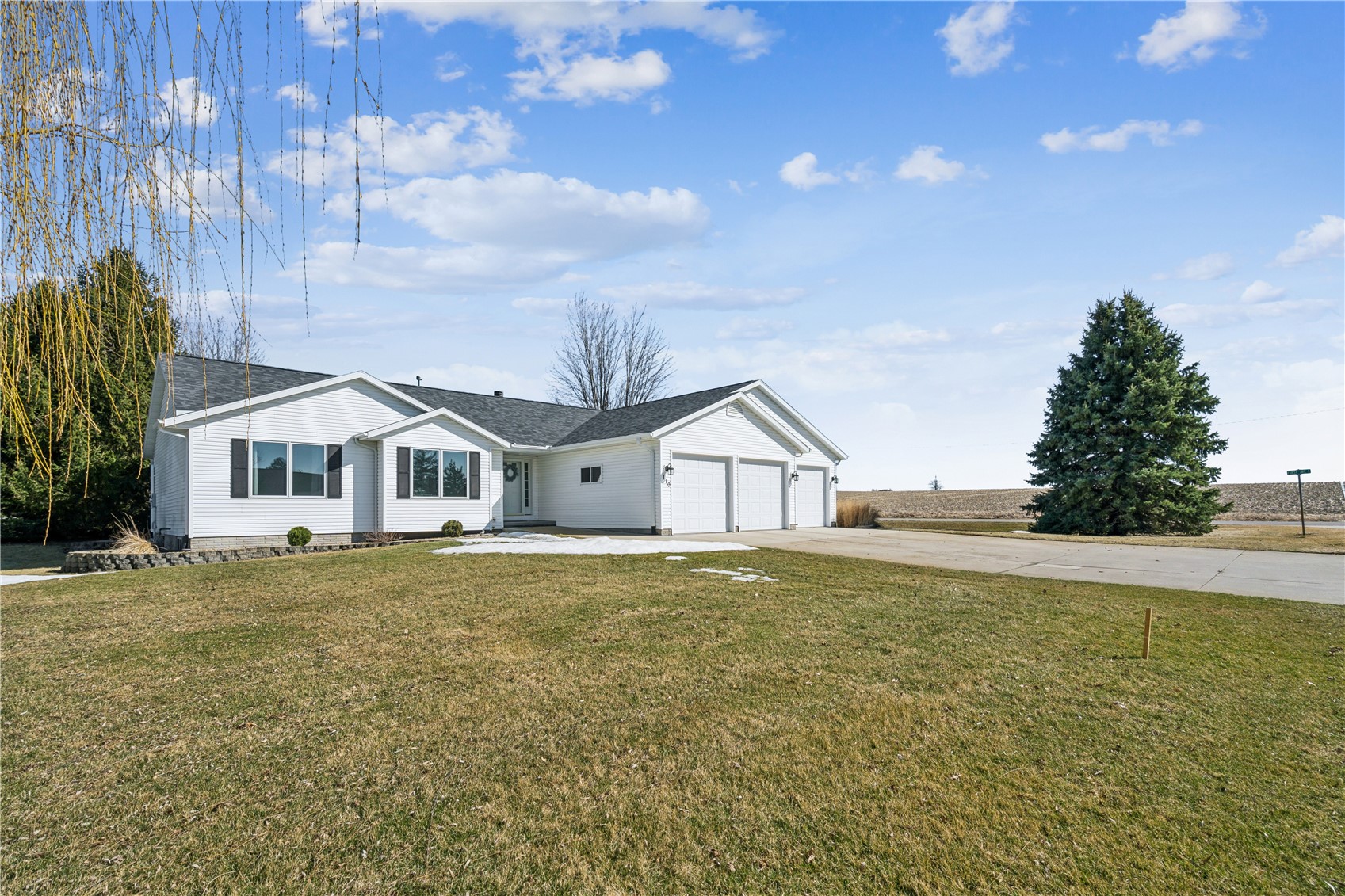 110 B Street NE Walford IA 52351