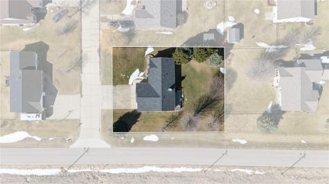 110 B Street NE Walford IA 52351
