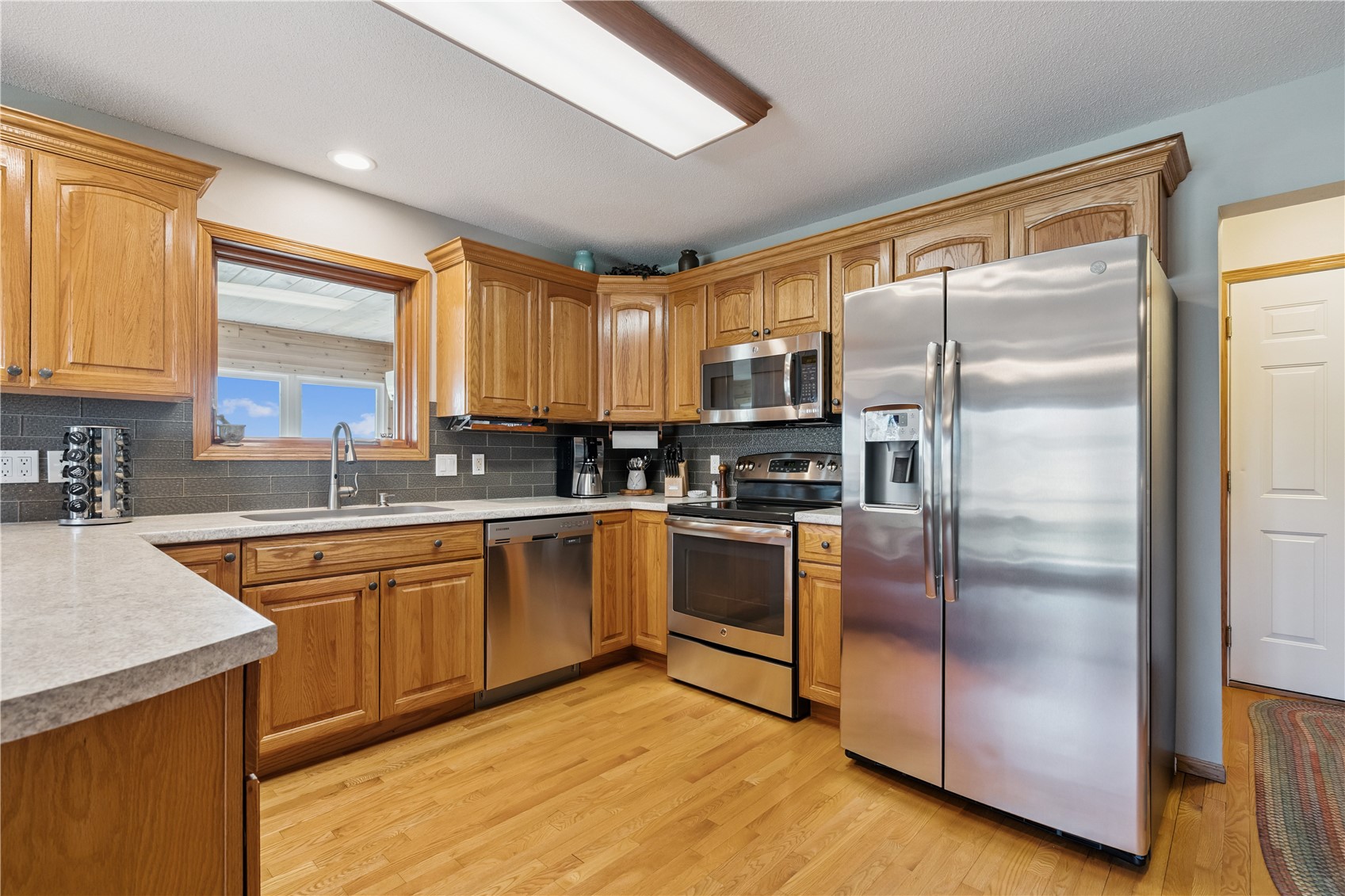 110 B Street NE Walford IA 52351