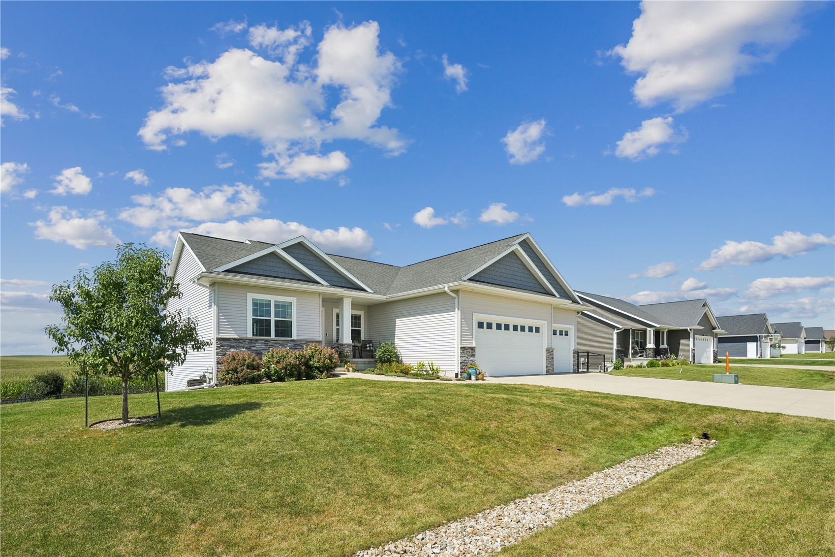 2776 Creekview Trail Palo IA 52324