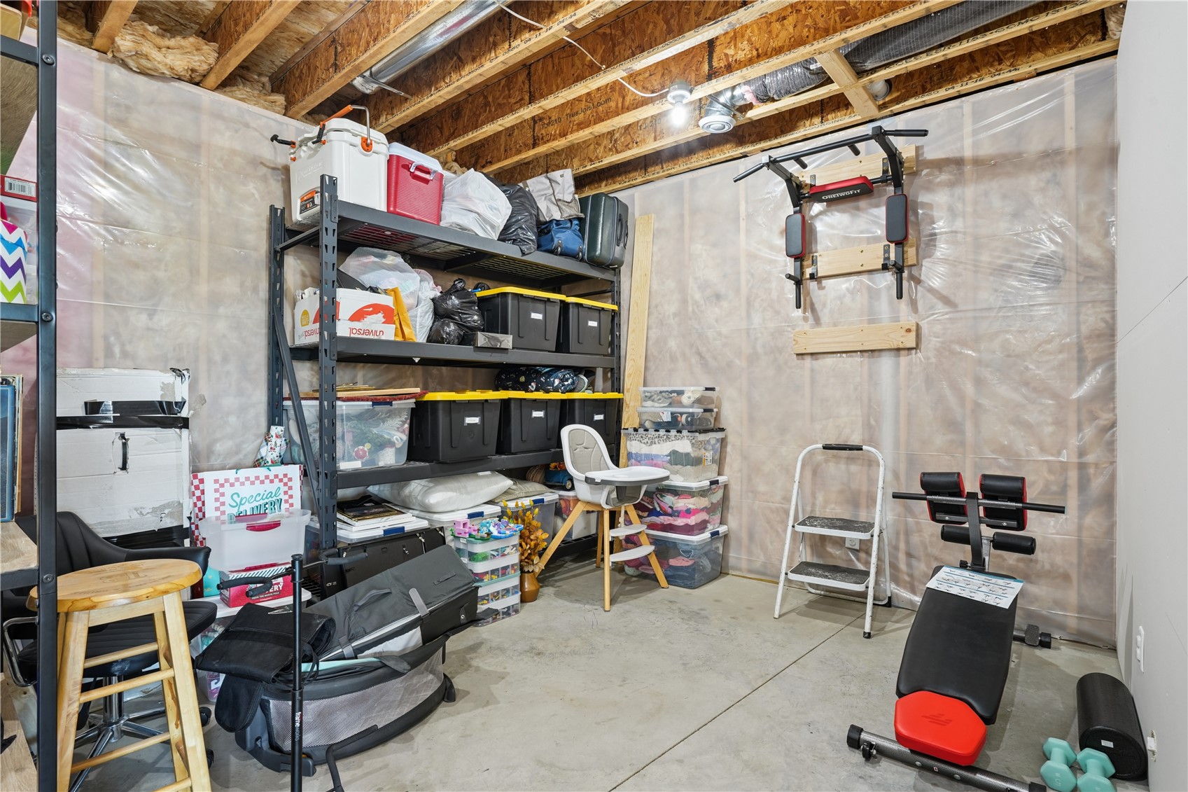 2776 Creekview Trail Palo IA 52324