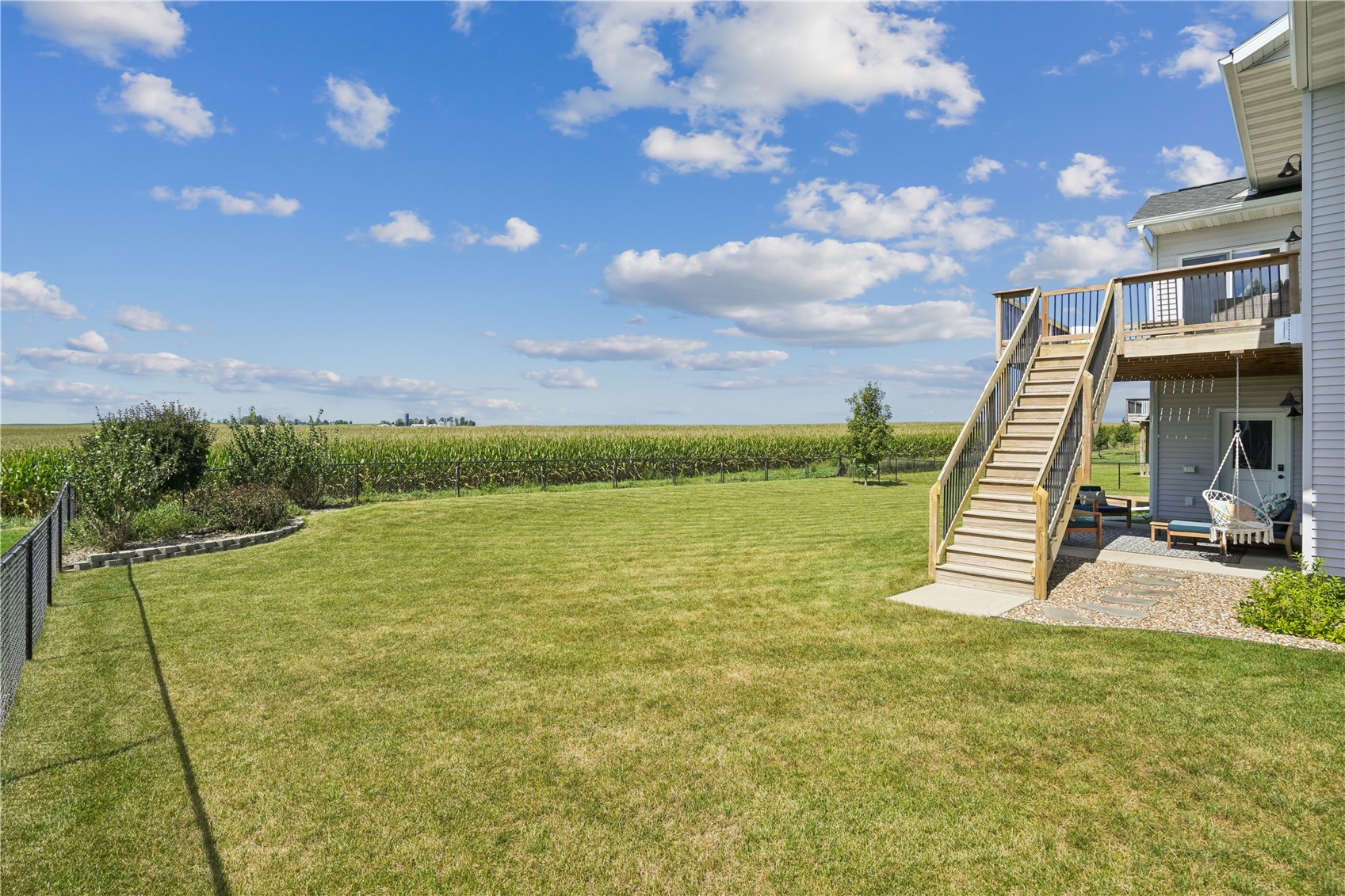 2776 Creekview Trail Palo IA 52324