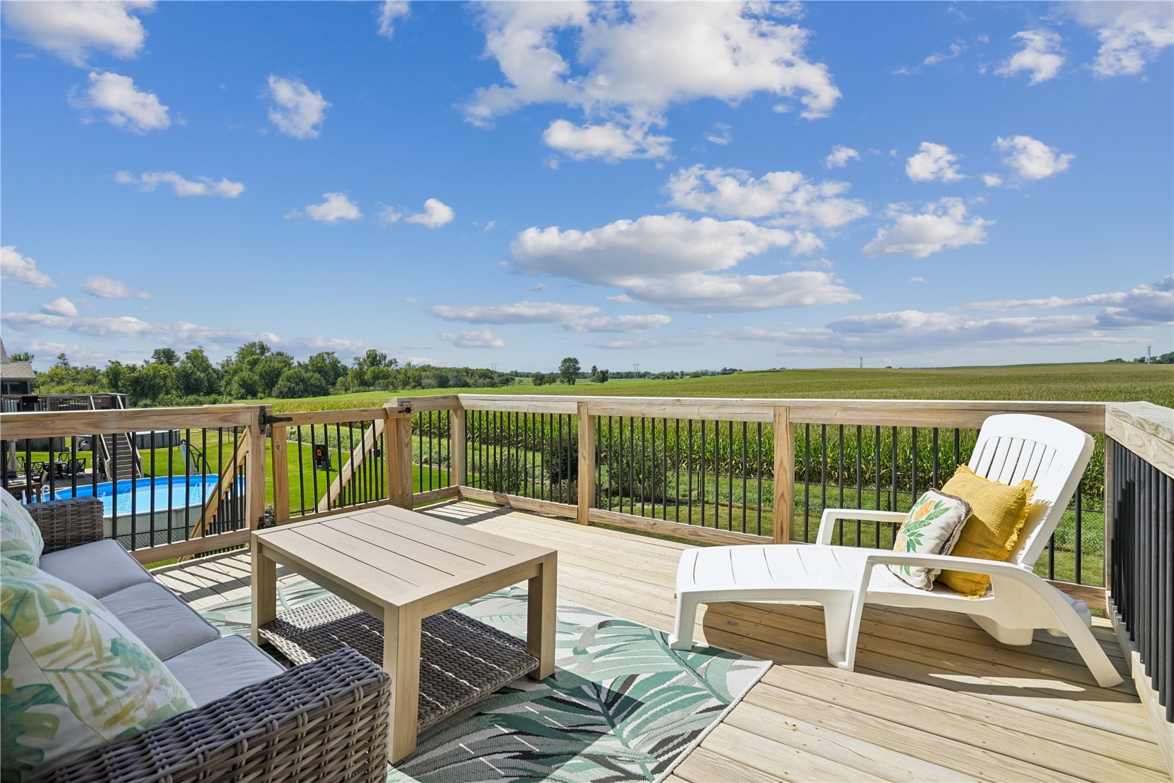 2776 Creekview Trail Palo IA 52324