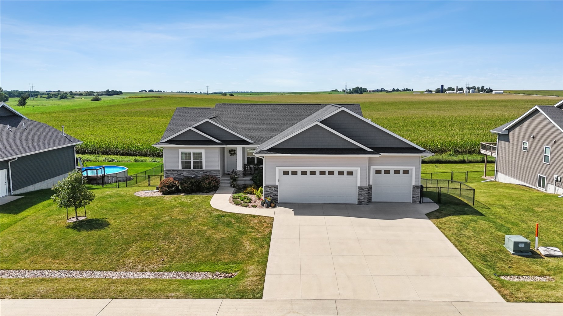 2776 Creekview Trail Palo IA 52324