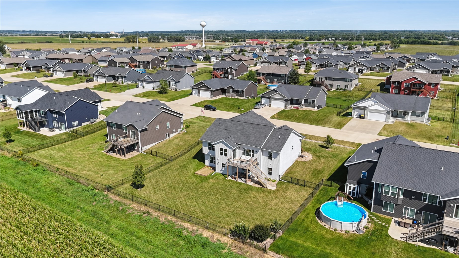 2776 Creekview Trail Palo IA 52324