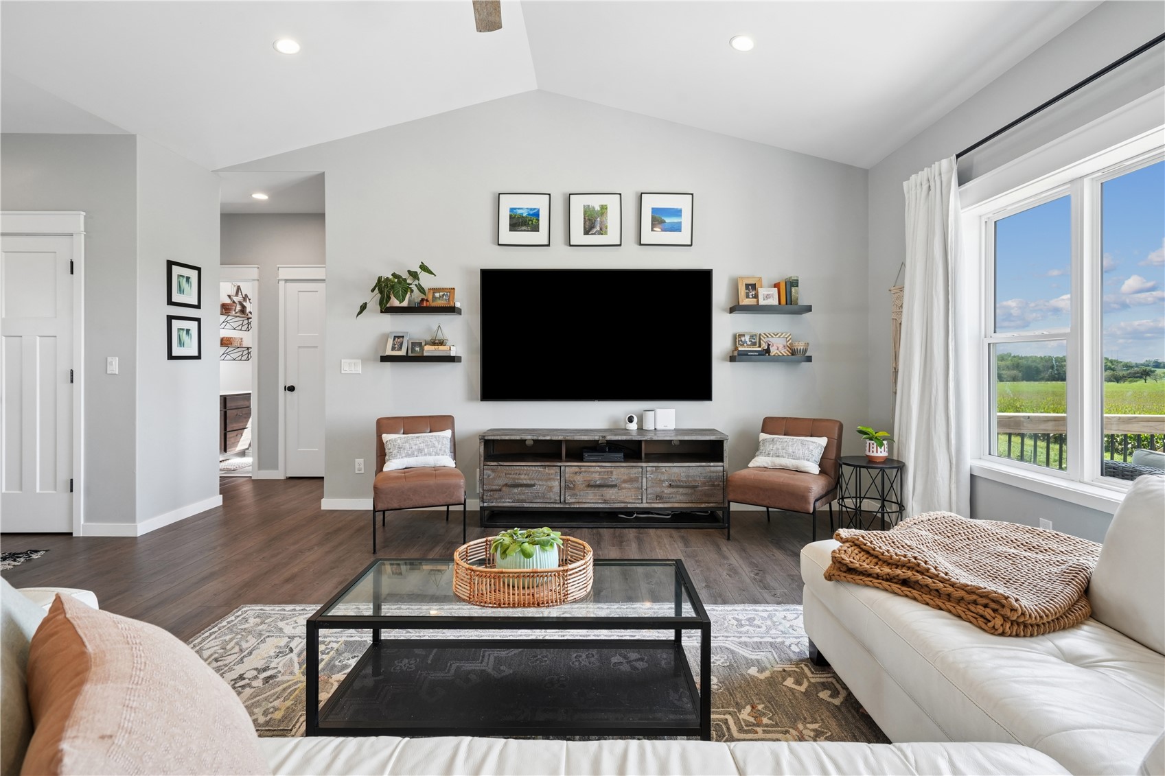 2776 Creekview Trail Palo IA 52324