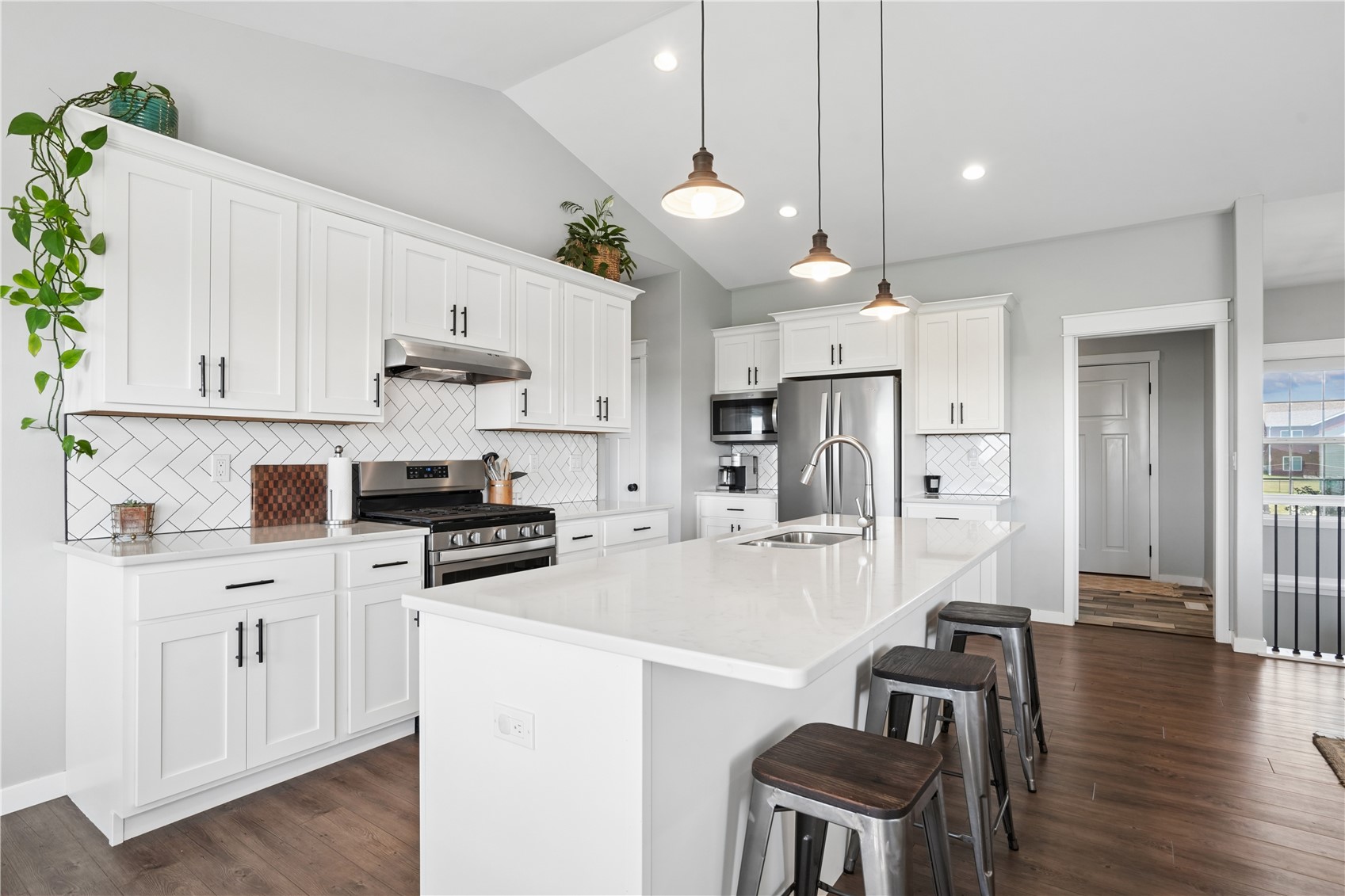 2776 Creekview Trail Palo IA 52324