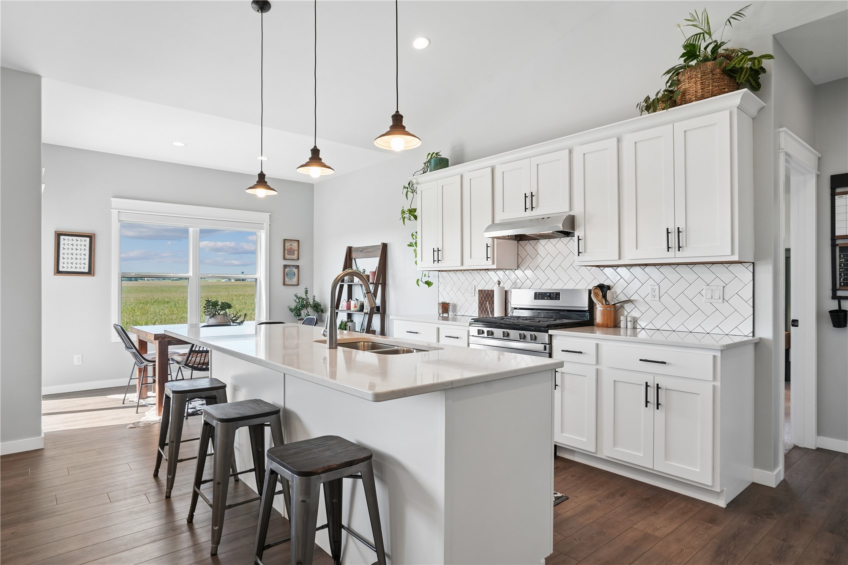 2776 Creekview Trail Palo IA 52324