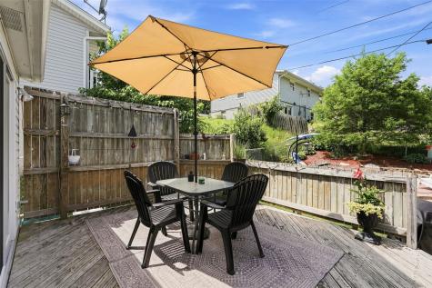 1816 Garry Avenue NW Cedar Rapids IA 52405