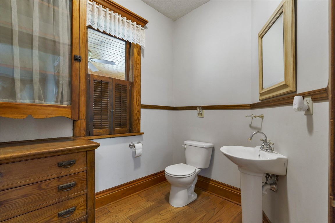213 1st Avenue NW Mt Vernon IA 52314