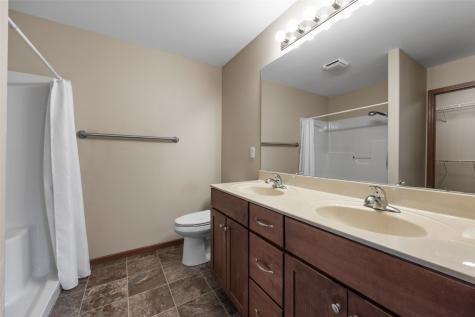 1435 49th Street Marion IA 52302