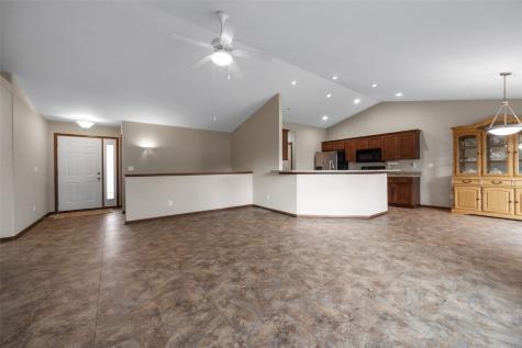 1435 49th Street Marion IA 52302