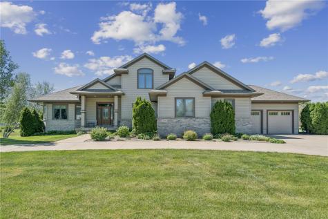 5811 Shiloh Lane Cedar Rapids IA 52411
