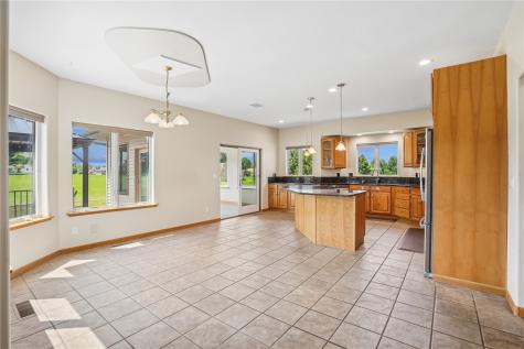 5811 Shiloh Lane Cedar Rapids IA 52411