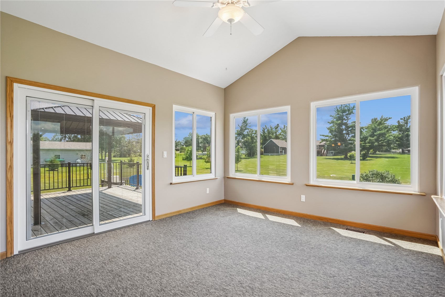 5811 Shiloh Lane Cedar Rapids IA 52411