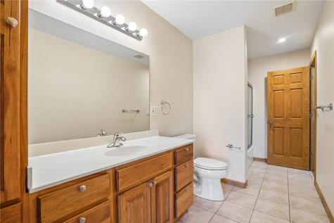 5811 Shiloh Lane Cedar Rapids IA 52411