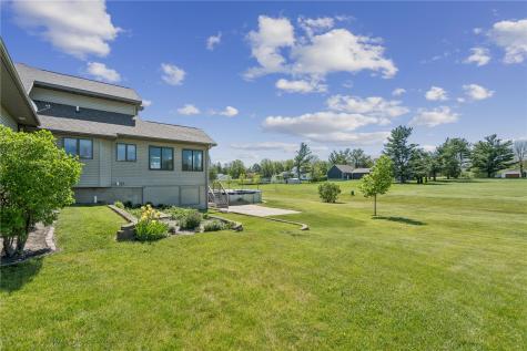 5811 Shiloh Lane Cedar Rapids IA 52411