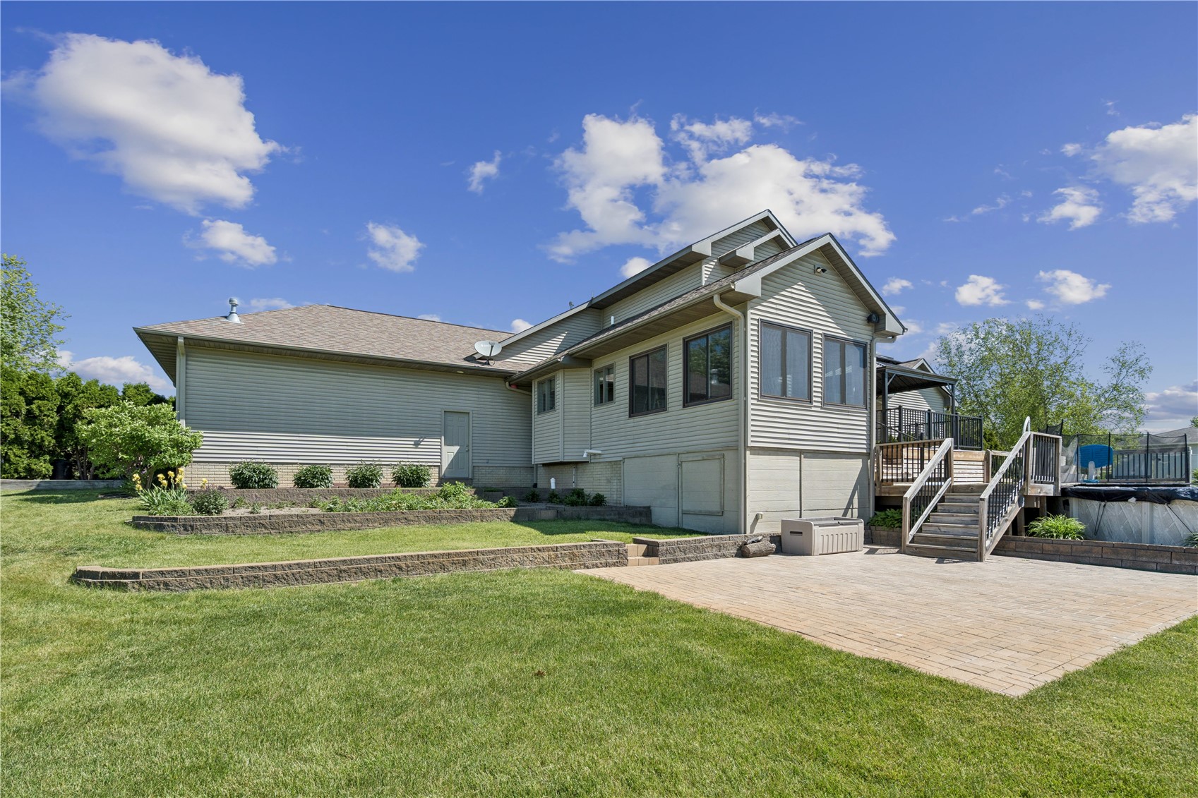 5811 Shiloh Lane Cedar Rapids IA 52411