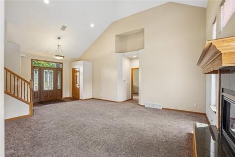 5811 Shiloh Lane Cedar Rapids IA 52411