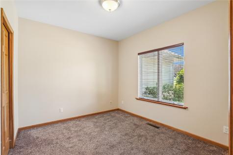 5811 Shiloh Lane Cedar Rapids IA 52411