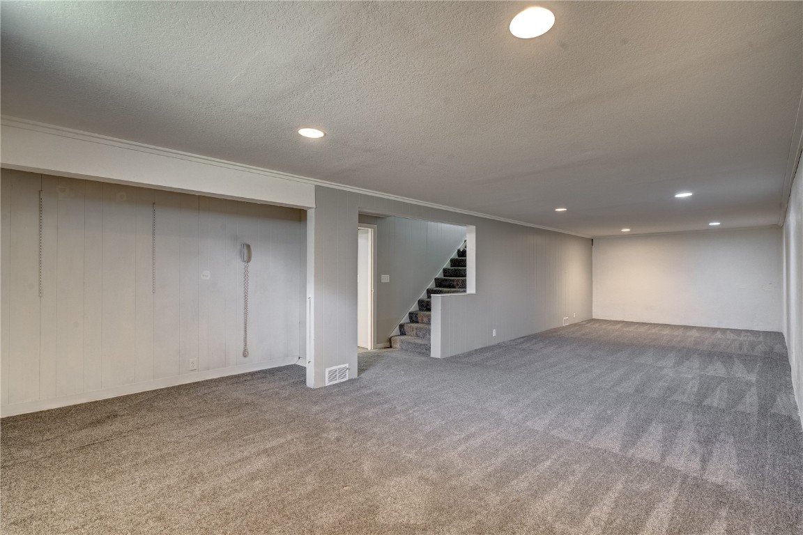 2110 F Avenue NE Cedar Rapids IA 52402