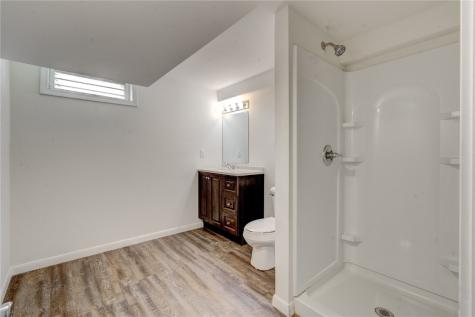 2110 F Avenue NE Cedar Rapids IA 52402