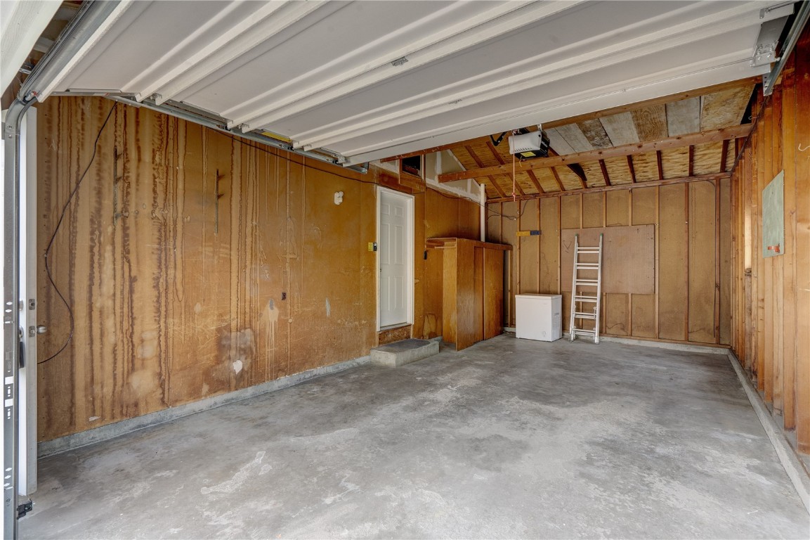 2110 F Avenue NE Cedar Rapids IA 52402