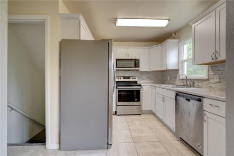 2110 F Avenue NE Cedar Rapids IA 52402