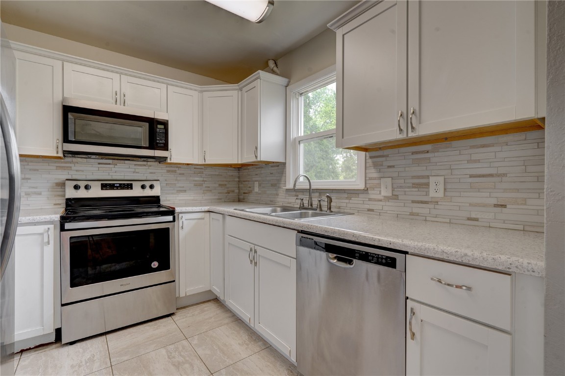 2110 F Avenue NE Cedar Rapids IA 52402