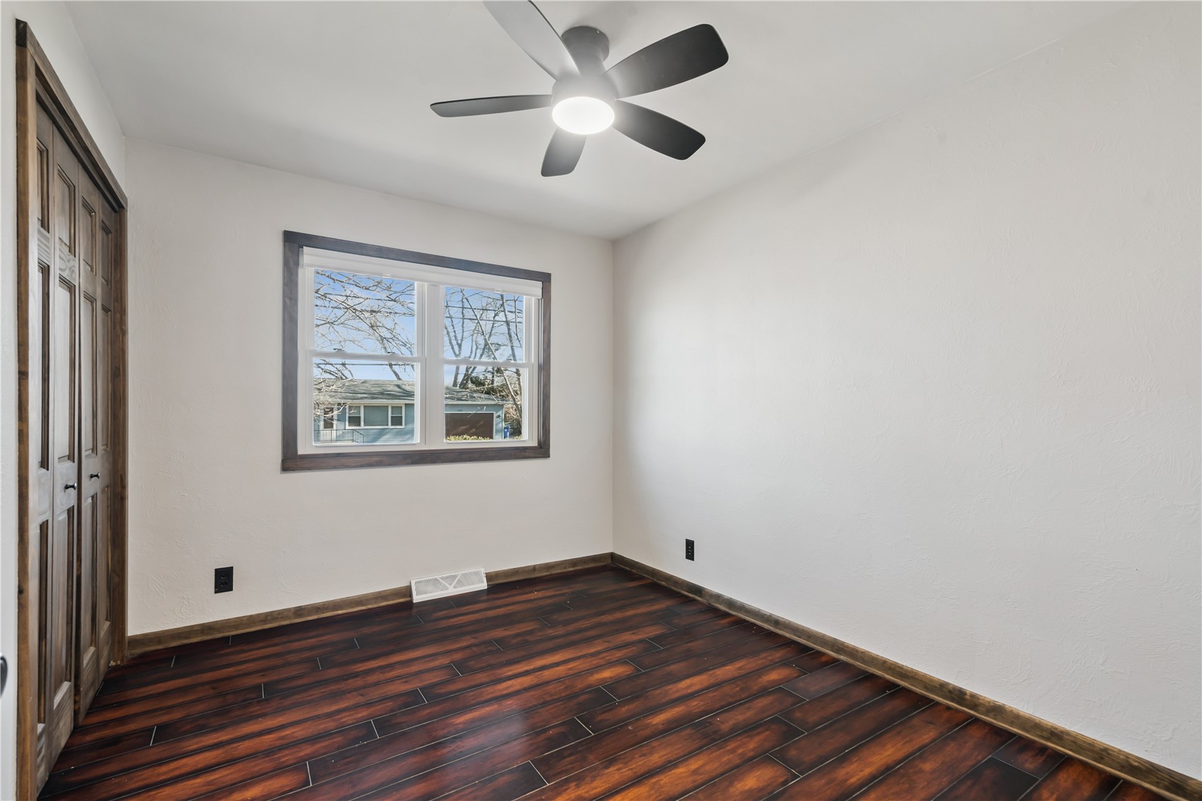 1536 Woodside Drive NW Cedar Rapids IA 52405