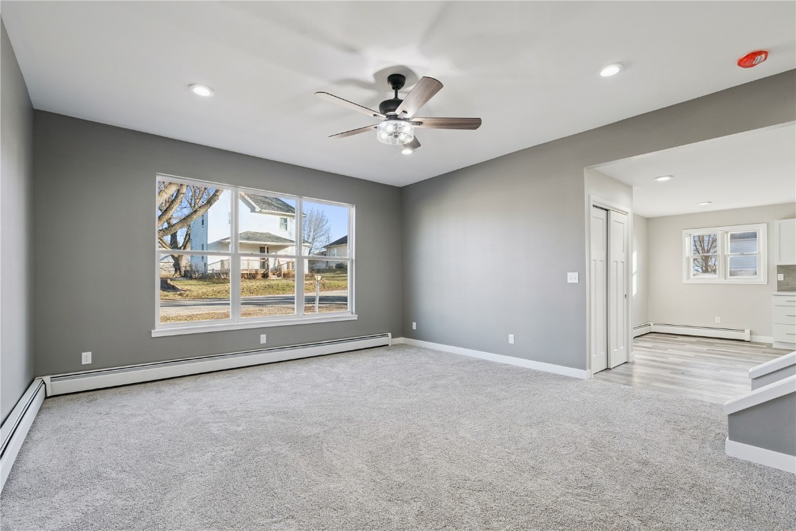 809 Jefferson Avenue Lowden IA 52255